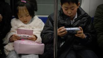 Pediatricians Walk the Social Media Tightrope